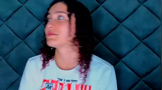 Nellyhills online show from 13, 2, 2025