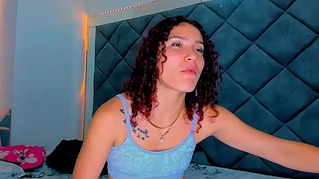 Nellyhills online show from 18, 2, 2025