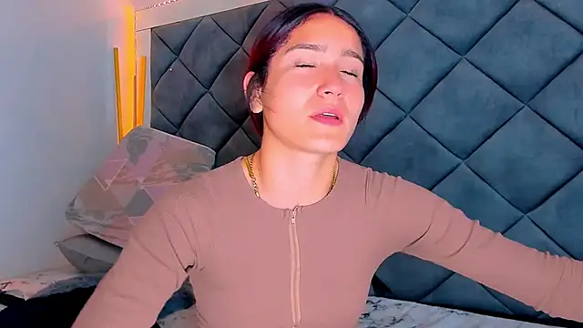 Nellyhills online show from 19, 2, 2025