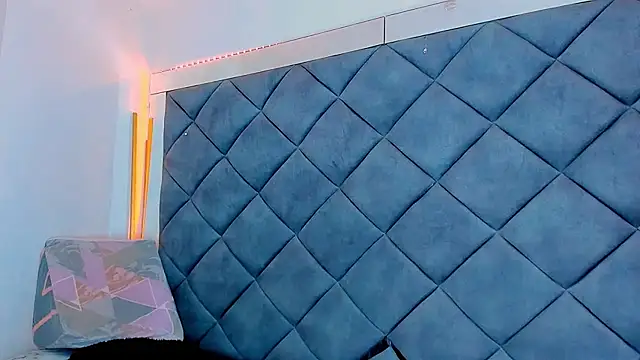 Nellyhills online show from 20, 2, 2025