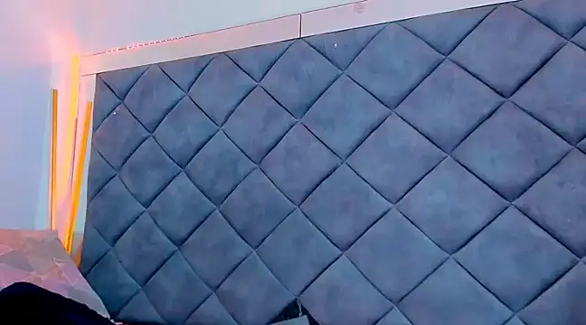 Nellyhills online show from 27, 2, 2025