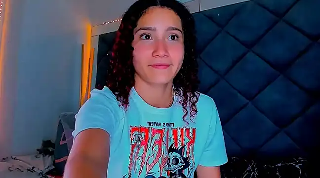 Nellyhills online show from 3, 3, 2025