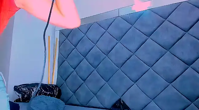 Nellyhills online show from 14, 3, 2025