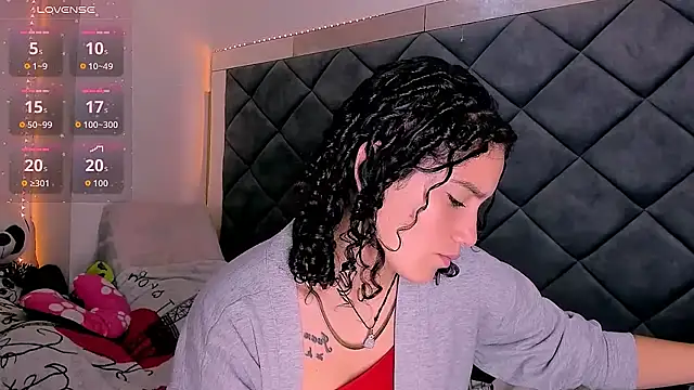 Nellyhills online show from 30, 9, 2025