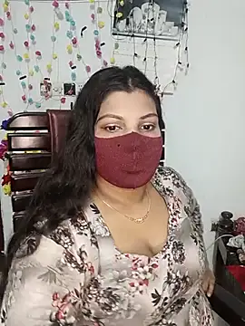 Hot-Angel  online show from 25, 6, 2026
