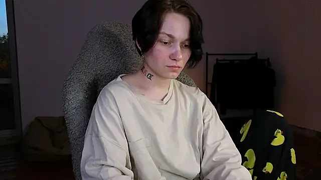 esajukyy online show from 28, 5, 2026