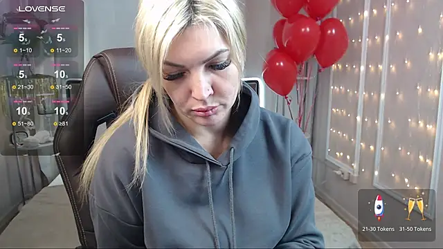 lissa voxx online show from 15, 2, 2025