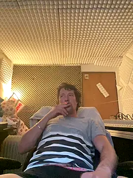 Snapshot of zenzero87 chatting on 22, 12, 2025 zenzero87 online show from 22, 12, 2025