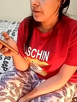 Snapshot of ShadiaStar chatting on 26, 2, 2025 ShadiaStar online show from 26, 2, 2025