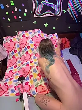 Stonermama666420 online show from 7, 2, 2026