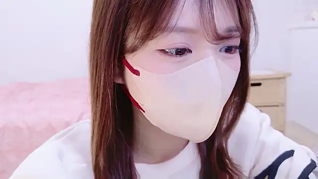 Snapshot of Runarunapi chatting on 10, 11, 2025 Runarunapi online show from 10, 11, 2025