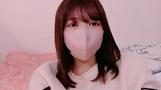 Snapshot of Runarunapi chatting on 30, 11, 2025 Runarunapi online show from 30, 11, 2025