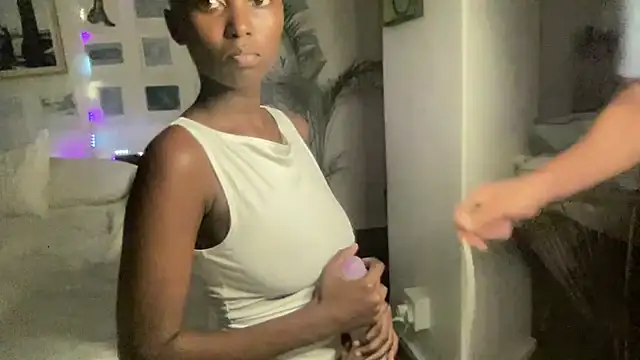 Snapshot of pamela69mike chatting on 17, 1, 2025 pamela69mike online show from 17, 1, 2025