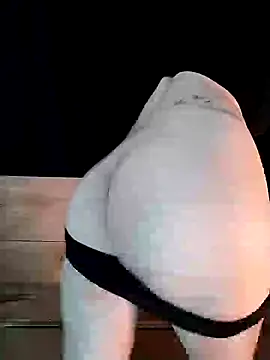 Snapshot of Sweety-Cat chatting on 23, 12, 2024 Sweety-Cat online show from 23, 12, 2024