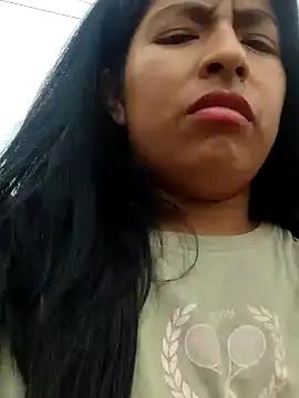 Snapshot of Danna-linyi chatting on 9, 1, 2025 Danna-linyi online show from 9, 1, 2025