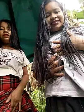 Snapshot of Danna-linyi chatting on 11, 3, 2025 Danna-linyi online show from 11, 3, 2025