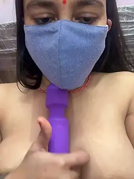 Snapshot of nehas chatting on 3, 2, 2025 nehas online show from 3, 2, 2025