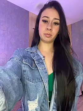 Snapshot of Zoee_t chatting on 20, 11, 2025 Zoee t online show from 20, 11, 2025