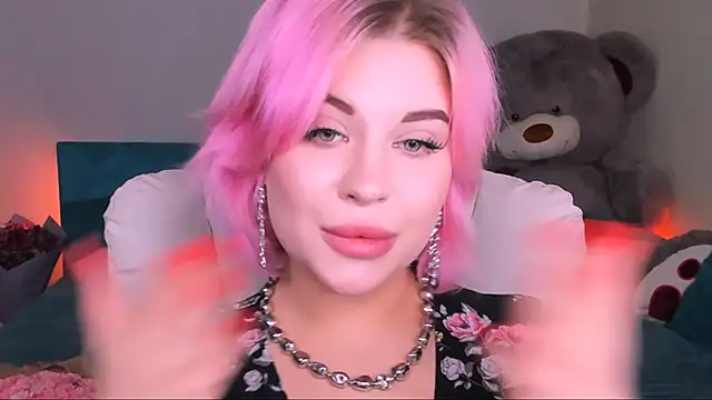 Snapshot of evaharve chatting on 18, 12, 2024 evaharve online show from 18, 12, 2024