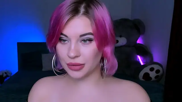 Snapshot of evaharve chatting on 3, 1, 2025 evaharve online show from 3, 1, 2025