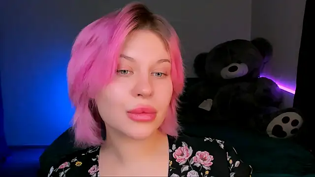 Snapshot of evaharve chatting on 10, 1, 2025 evaharve online show from 10, 1, 2025