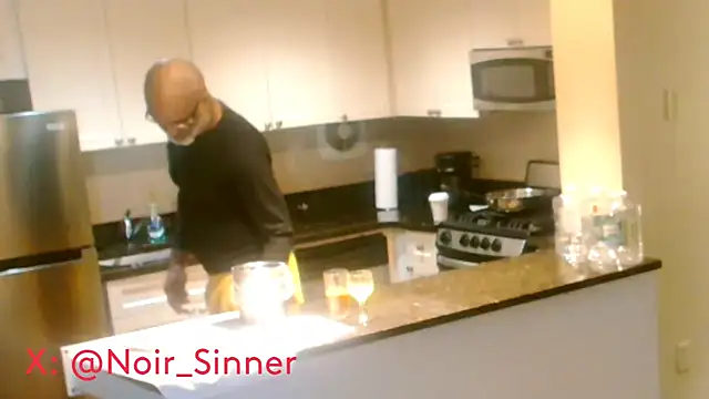 sinnernoir online show from 24, 2, 2026