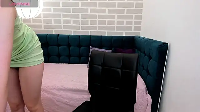 Snapshot of marie_reyes_ chatting on 21, 9, 2025 marie reyes online show from 21, 9, 2025