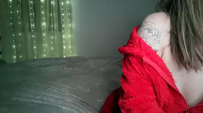 Snapshot of April_wow chatting on 14, 12, 2024 April wow online show from 14, 12, 2024