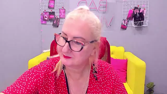 Snapshot of ChristyBrooks chatting on 11, 1, 2025 ChristyBrooks online show from 11, 1, 2025