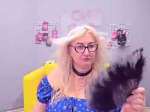 Snapshot of ChristyBrooks chatting on 20, 1, 2025 ChristyBrooks online show from 20, 1, 2025
