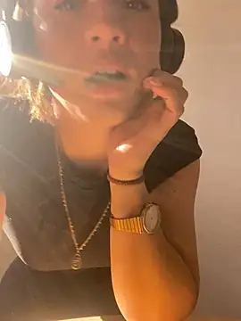 Snapshot of ImImmy chatting on 5, 3, 2025 ImImmy online show from 5, 3, 2025