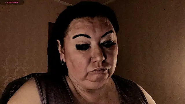 SexxyDreams1 online show from 5, 2, 2026