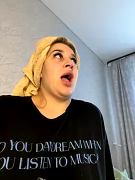 VikiDemi online show from 1, 10, 2025