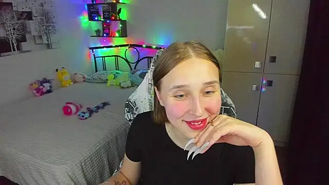 LinaTruly online show from 2, 6, 2026