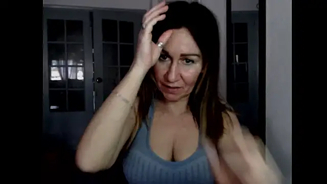 TamaraSweetxo online show from 4, 2, 2026