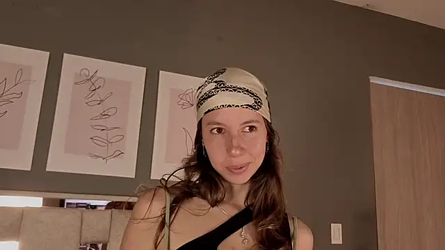 jolie lov online show from 19, 11, 2025