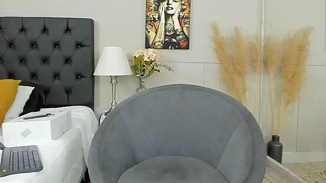 Robin Rief online show from 24, 2, 2025