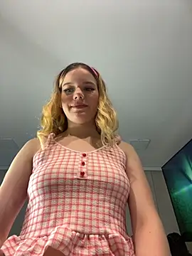 NicoleCut online show from 10, 10, 2025