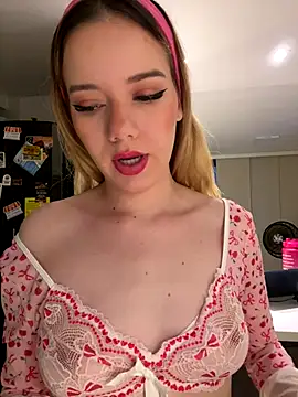 Snapshot of NicoleCut chatting on 3, 11, 2025 NicoleCut online show from 3, 11, 2025