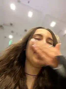 VelvetVixenI online show from 16, 4, 2026