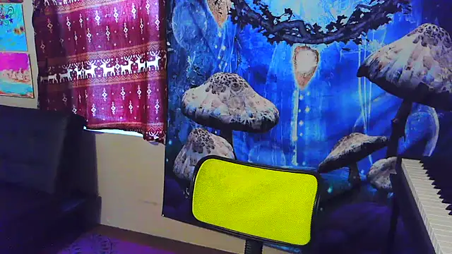 Snapshot of _hellostormy_ chatting on 25, 10, 2025 hellostormy online show from 25, 10, 2025