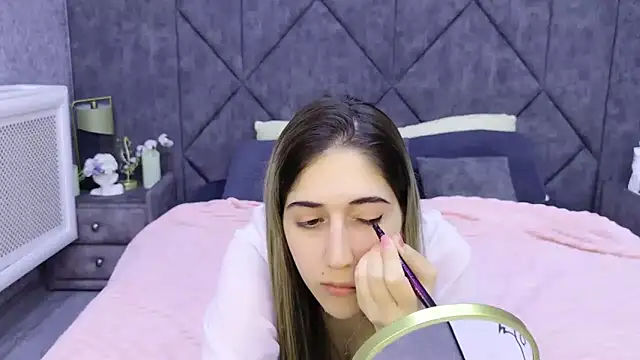 Teresa Stane online show from 6, 11, 2025