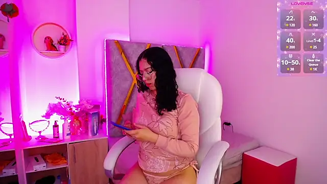 Snapshot of Aurora_Brownn chatting on 28, 1, 2025 Aurora Brownn online show from 28, 1, 2025