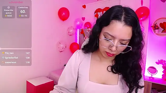 Snapshot of Aurora_Brownn chatting on 9, 2, 2025 Aurora Brownn online show from 9, 2, 2025