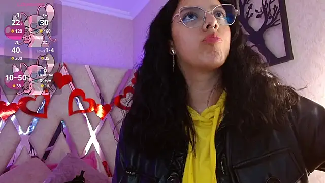 Snapshot of Aurora_Brownn chatting on 1, 3, 2025 Aurora Brownn online show from 1, 3, 2025