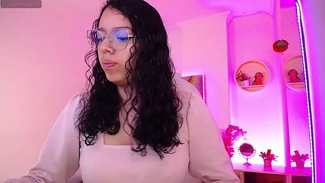 Snapshot of Aurora_Brownn chatting on 13, 3, 2025 Aurora Brownn online show from 13, 3, 2025