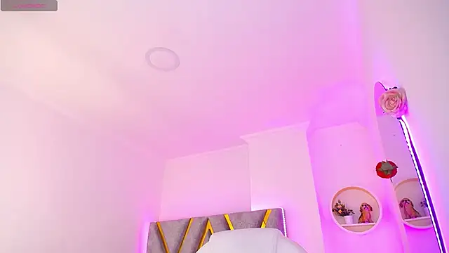 Snapshot of Aurora_Brownn chatting on 15, 3, 2025 Aurora Brownn online show from 15, 3, 2025