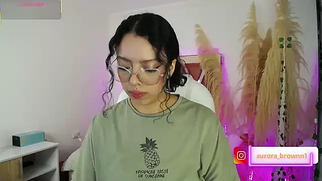 Snapshot of Aurora_Brownn chatting on 15, 9, 2025 Aurora Brownn online show from 15, 9, 2025