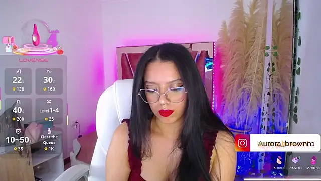 Snapshot of Aurora_Brownn chatting on 12, 10, 2025 Aurora Brownn online show from 12, 10, 2025