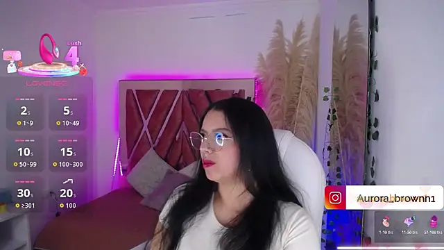 Snapshot of Aurora_Brownn chatting on 15, 10, 2025 Aurora Brownn online show from 15, 10, 2025